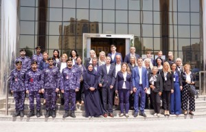 شرطة عجمان تستقبل وفداً حكومياً من جمهورية صربيا للاطلاع على تجربتها في تطوير الخدمات الحكومية